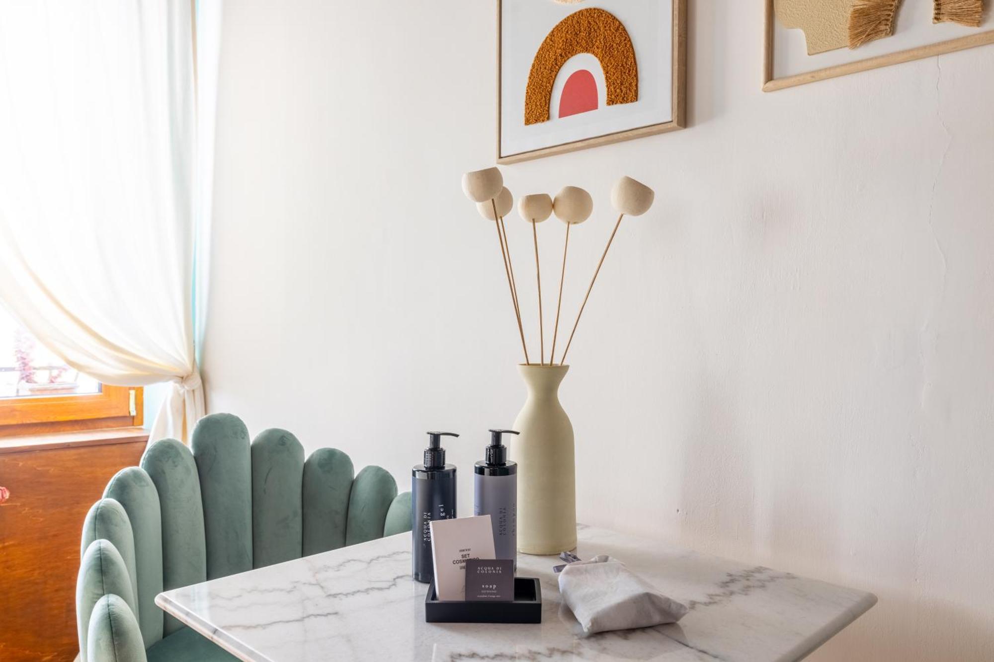 Suite Trevi - Charming Loft Near Trevi Fountain روما المظهر الخارجي الصورة