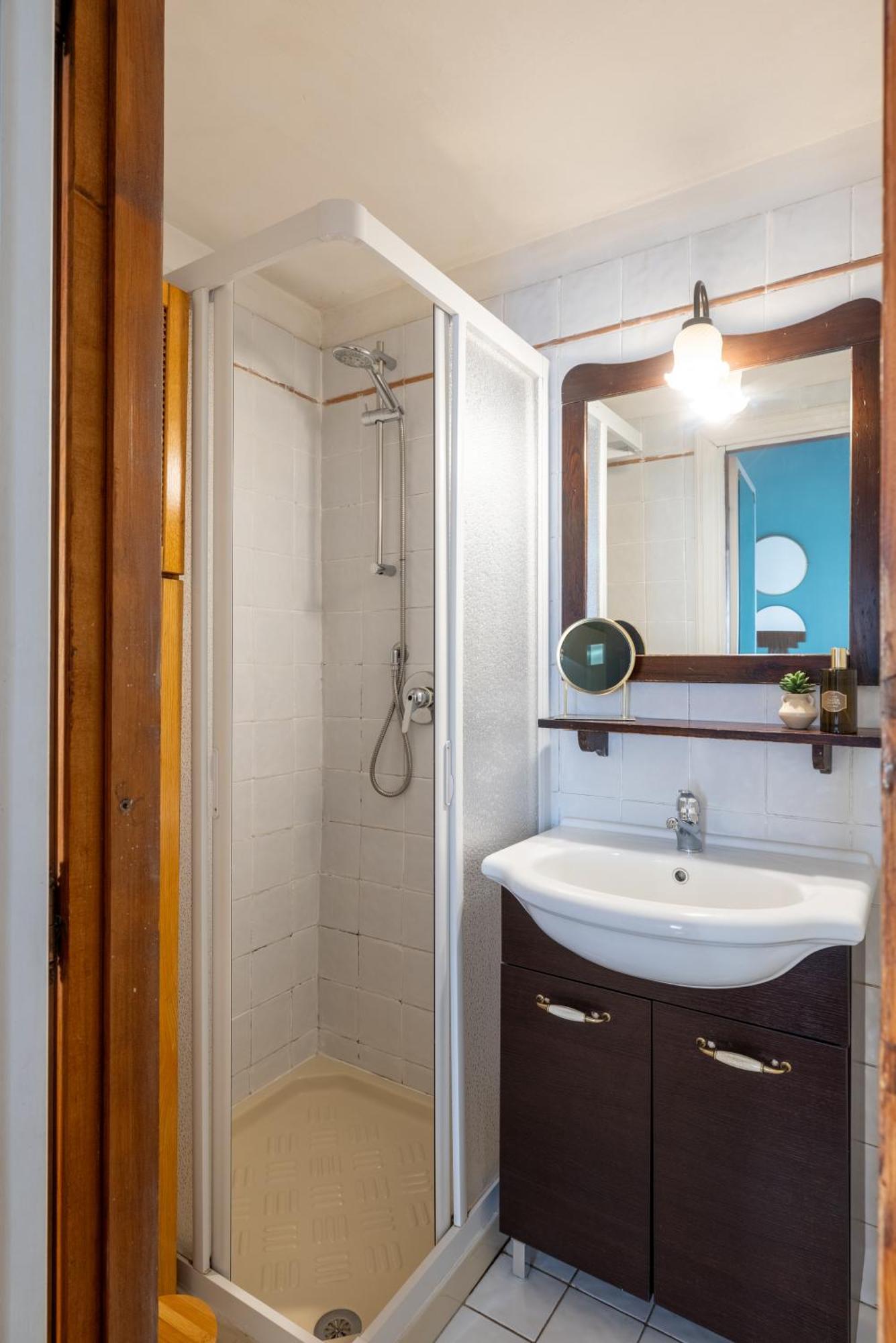 Suite Trevi - Charming Loft Near Trevi Fountain روما المظهر الخارجي الصورة