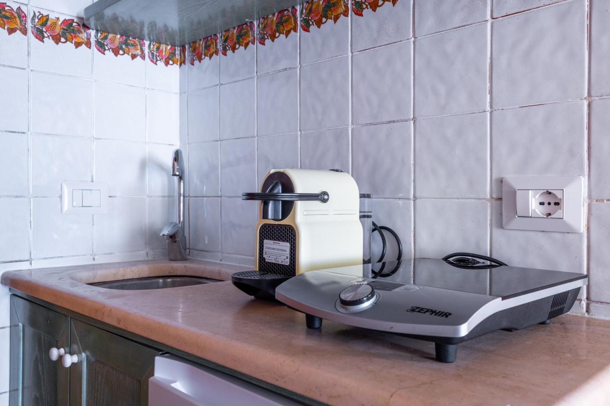 Suite Trevi - Charming Loft Near Trevi Fountain روما المظهر الخارجي الصورة