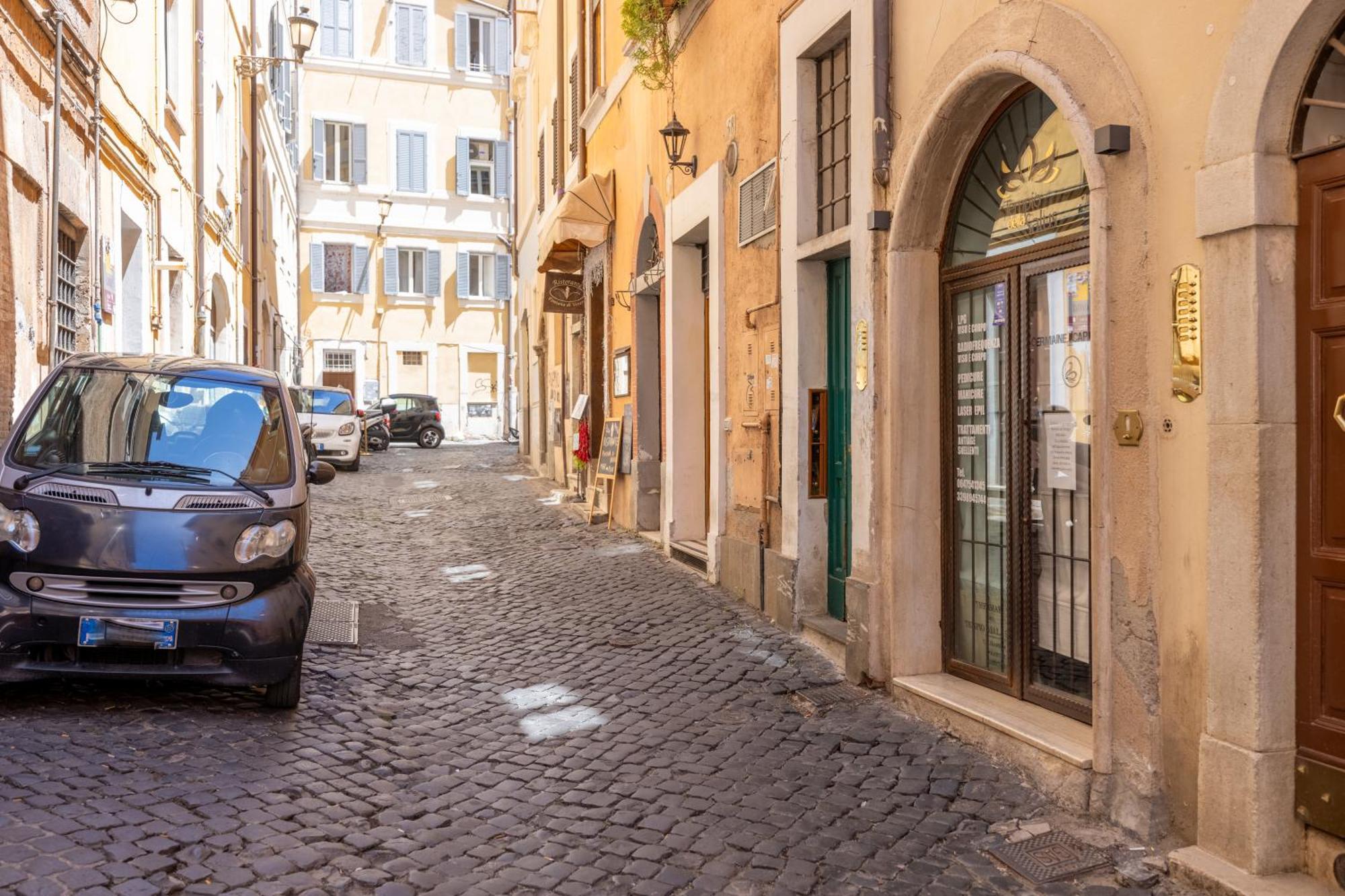 Suite Trevi - Charming Loft Near Trevi Fountain روما المظهر الخارجي الصورة